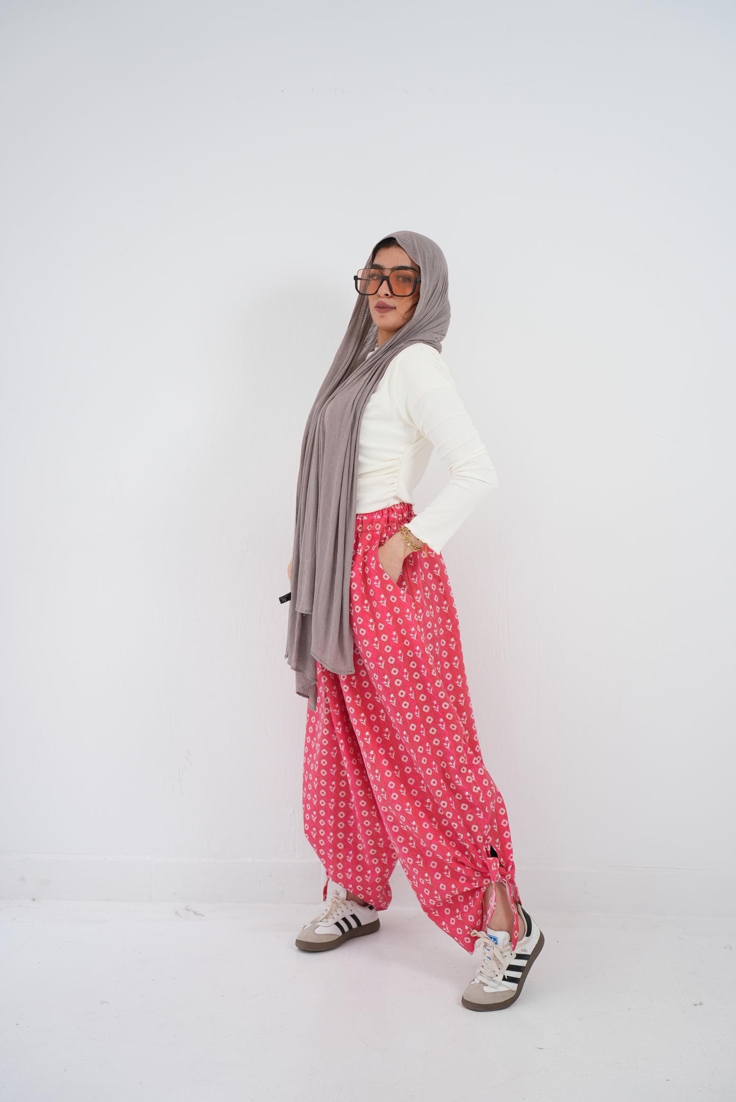Red Summer pants